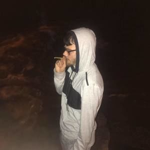 Meet your Posher, Bobby